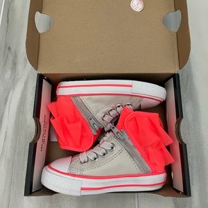 Converse infant size 5 grey high tops